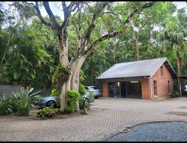 90M² OFFICE TO LET IN DAWNCLIFFE